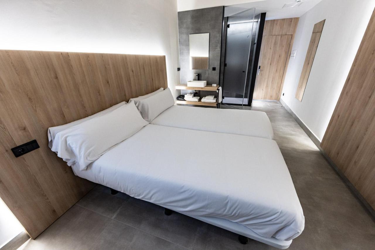 Hospedium Hotel Devalar Do Mar Camariñas Extérieur photo